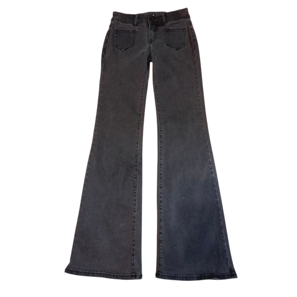 Hot Topic Fit Flare Leg Stretchy Black Jeans  Women Size 3; Waist 26-28